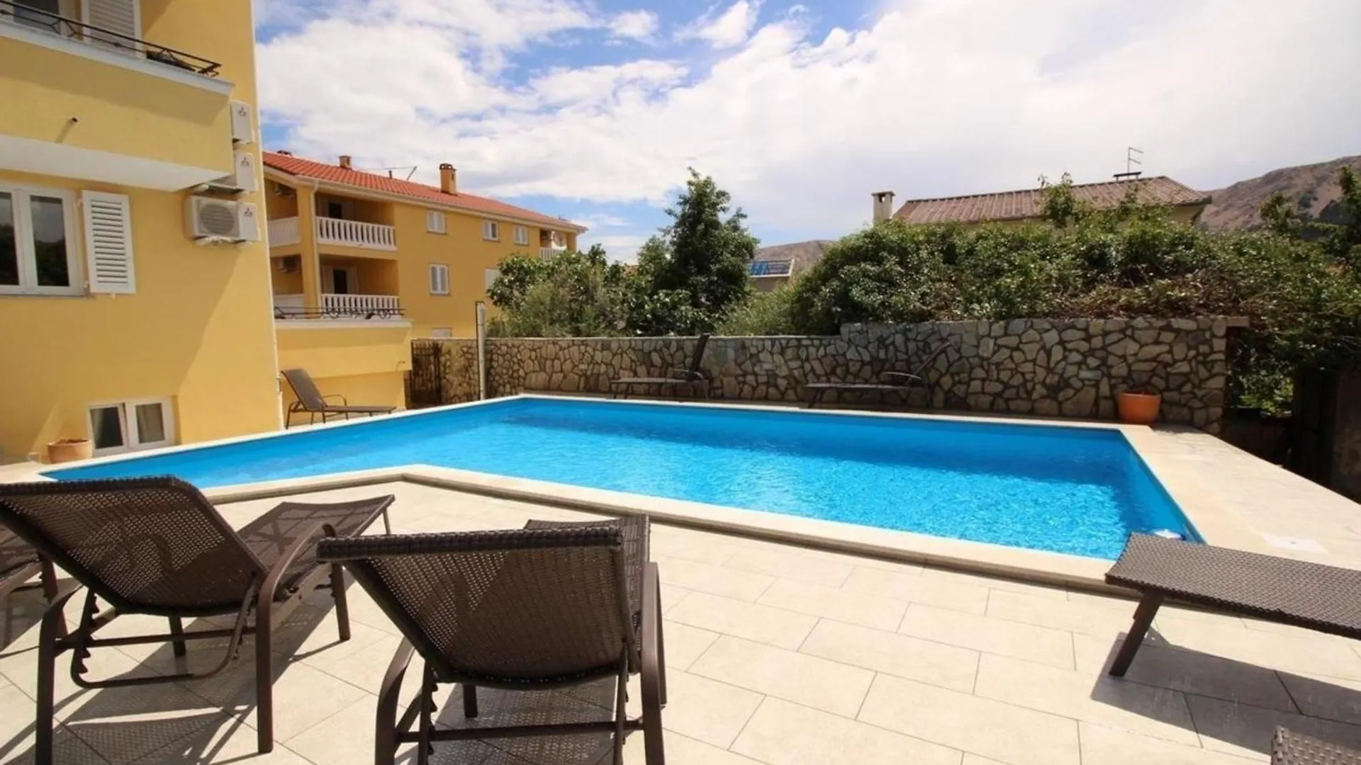 Wohnung In Baska Mit Grill Und Gemeinsamem Pool Baska (Krk)